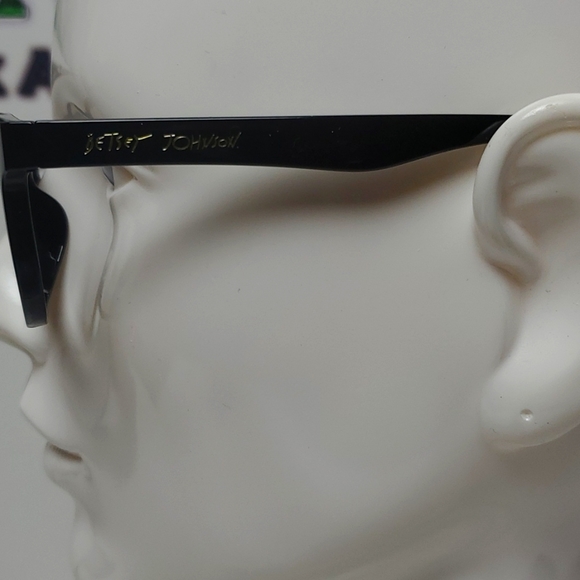 Betsey Johnson Black Optical Frame - Picture 2 of 4